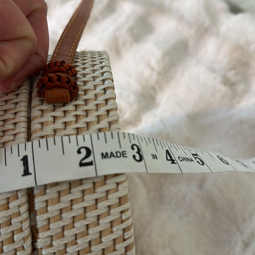 Round rattan seashell bag - Picture 11 of 11